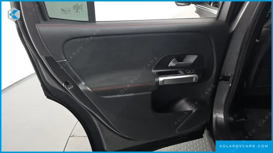 MERCEDES GLB-CLASS GLB250 4MATIC