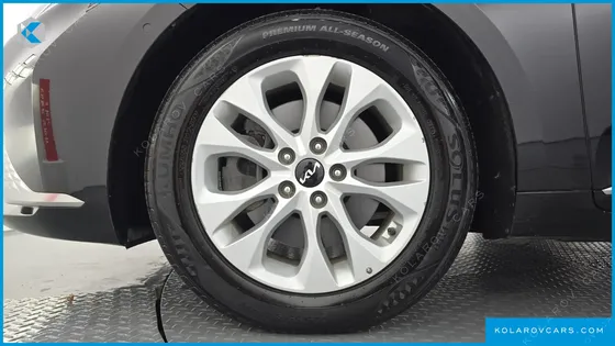 KIA K8 2.5 GASOLINE 2WD