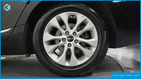 KIA K8 2.5 GASOLINE 2WD
