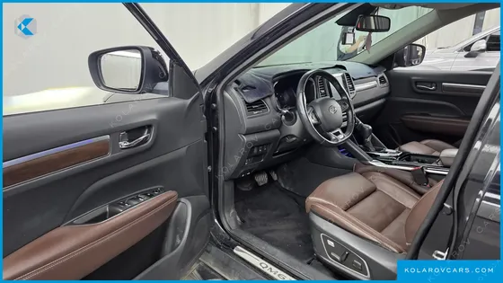 RENAULT KOREA QM6 (KOLEOS) 2.0 LPE RE SIGNATURE 2WD