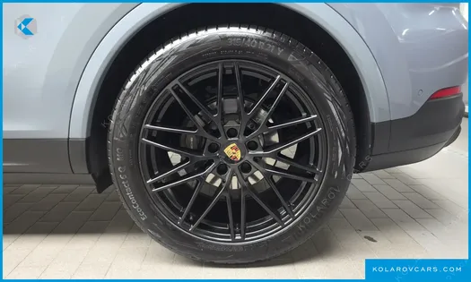 PORSCHE CAYENNE 3.0 COUPE