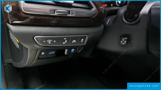 GENESIS EQ900 3.8 GDI AWD