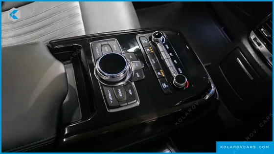 GENESIS EQ900 3.8 GDI AWD