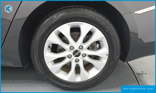 KIA K8 2.5 GASOLINE 2WD