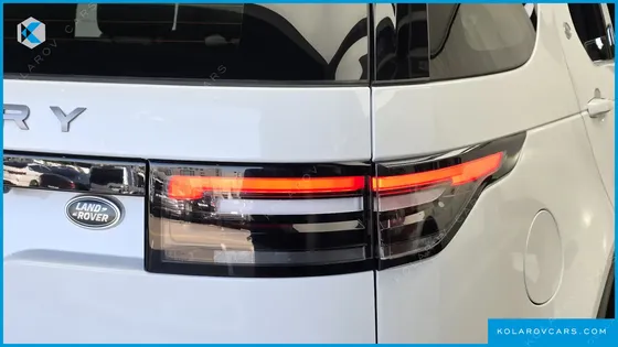 LAND ROVER DISCOVERY 2.0 SD4 SE