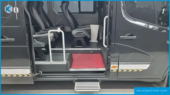 RENAULT KOREA MASTER 2.3 15-SEATER