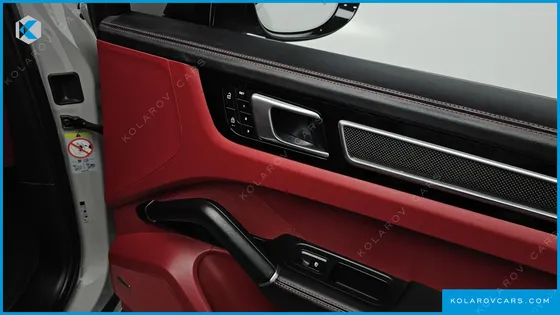PORSCHE CAYENNE 3.0 COUPE PLATINUM EDITION