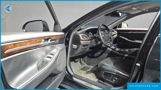 GENESIS EQ900 3.8 GDI AWD