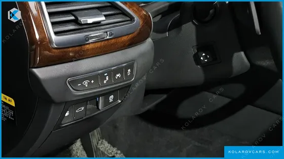 GENESIS EQ900 3.8 GDI AWD