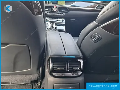 GENESIS EQ900 3.8 GDI AWD
