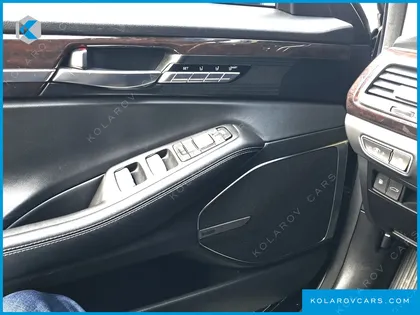 GENESIS EQ900 3.8 GDI AWD