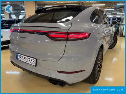 PORSCHE CAYENNE 3.0 COUPE PLATINUM EDITION