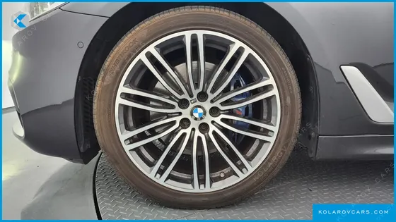 BMW 5 SERIES 530I XDRIVE M SPORT PACKAGE PLUS