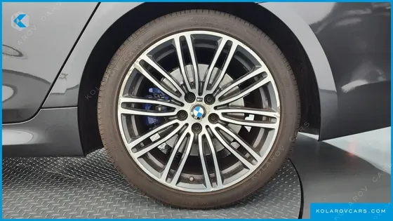 BMW 5 SERIES 530I XDRIVE M SPORT PACKAGE PLUS
