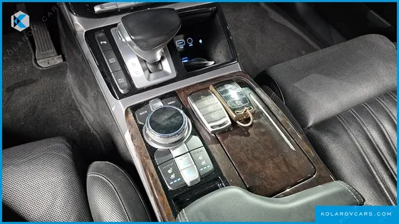 GENESIS EQ900 3.8 GDI AWD