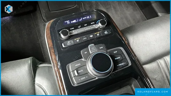 GENESIS EQ900 3.8 GDI AWD