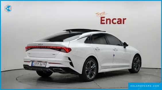 KIA K5 SIGNATURE