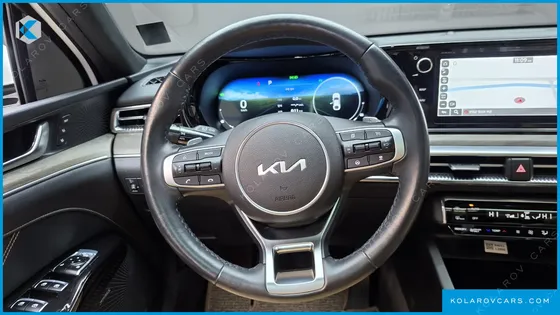 KIA K5 SIGNATURE