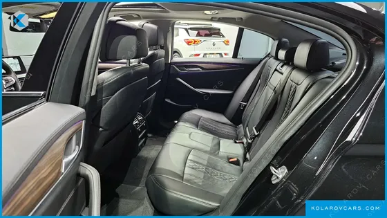 BMW 5 SERIES 530I XDRIVE LUXURY PLUS
