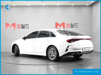 KIA K5 SIGNATURE