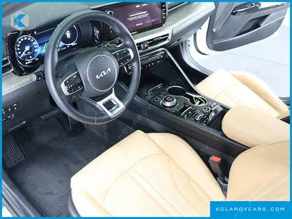 KIA K5 SIGNATURE