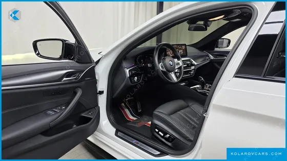 BMW 5 SERIES 520I M SPORT