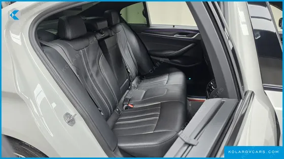 BMW 5 SERIES 520I M SPORT