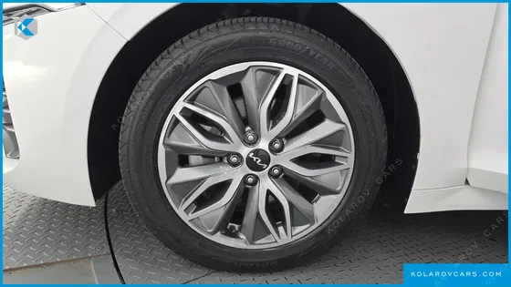 KIA K5 NOBLESSE