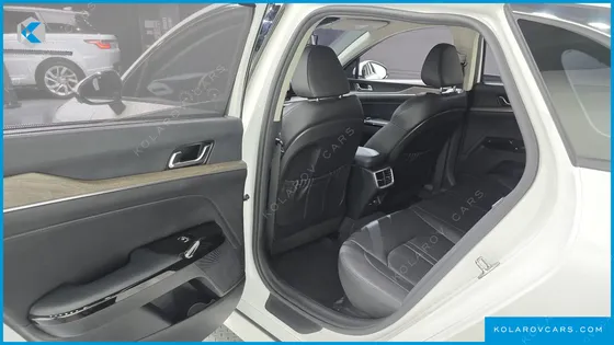 KIA K5 NOBLESSE