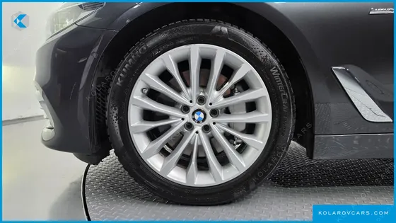 BMW 5 SERIES 530I LUXURY PLUS