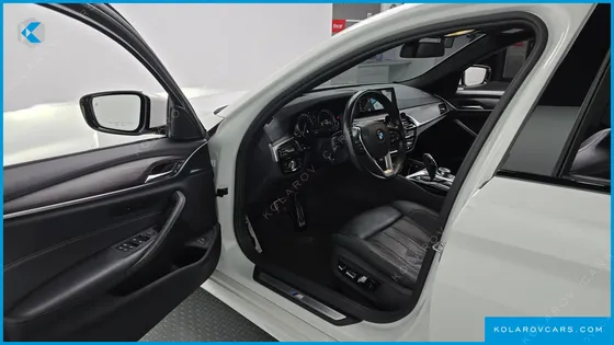 BMW 5 SERIES 520D M SPORT PACKAGE PLUS
