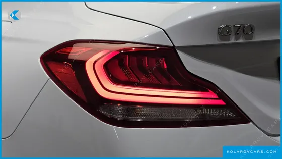 GENESIS G70 2.0T AWD