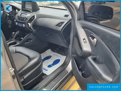 HYUNDAI TUCSON DIESEL 2WD LX20