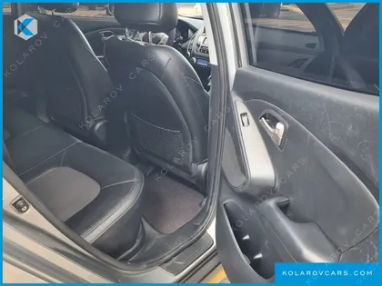 HYUNDAI TUCSON DIESEL 2WD LX20