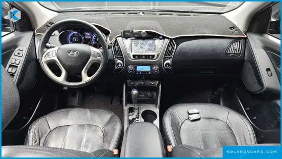 HYUNDAI TUCSON DIESEL 2WD LX20
