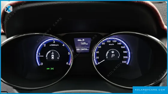 HYUNDAI TUCSON DIESEL 2WD LX20