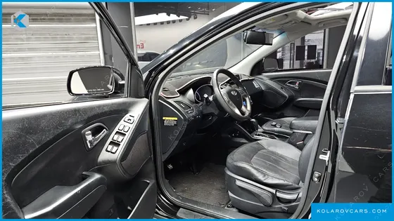 HYUNDAI TUCSON DIESEL 2WD LX20