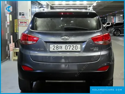 HYUNDAI TUCSON DIESEL 2WD LX20