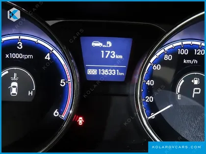 HYUNDAI TUCSON DIESEL 2WD LX20