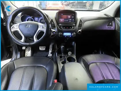 HYUNDAI TUCSON DIESEL 2WD LX20