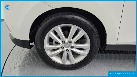 HYUNDAI TUCSON DIESEL 2WD LX20