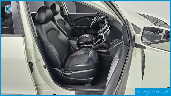 HYUNDAI TUCSON DIESEL 2WD LX20