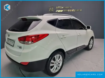 HYUNDAI TUCSON DIESEL 2WD LX20