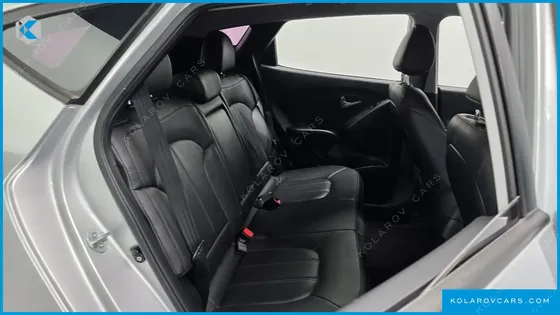 HYUNDAI TUCSON DIESEL 2WD LX20