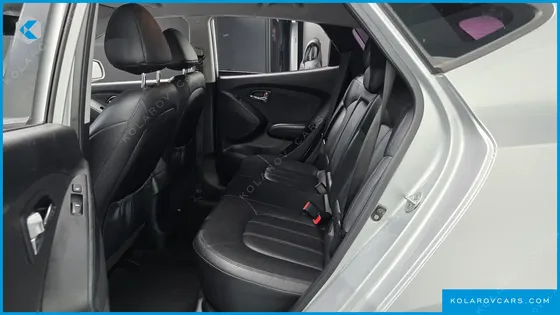 HYUNDAI TUCSON DIESEL 2WD LX20