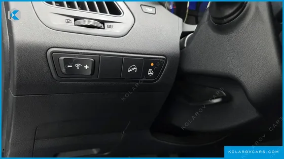 HYUNDAI TUCSON DIESEL 2WD LX20
