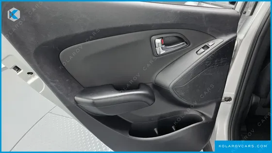 HYUNDAI TUCSON DIESEL 2WD LX20