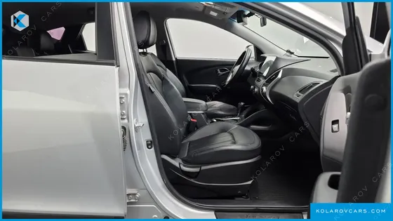 HYUNDAI TUCSON DIESEL 2WD LX20