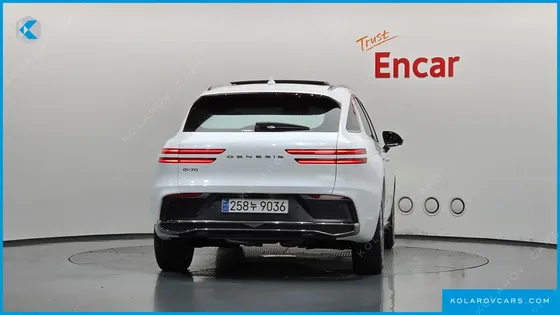 GENESIS GV70 2.5T GASOLINE 2WD