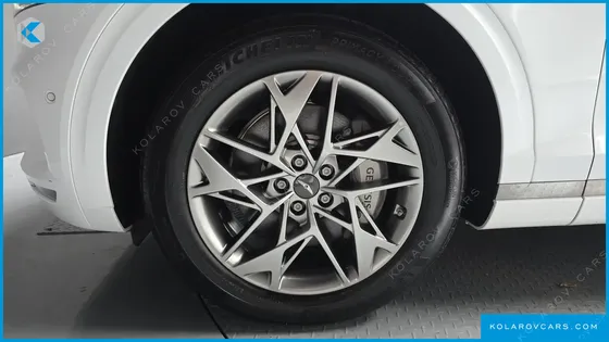 GENESIS GV70 2.5T GASOLINE 2WD